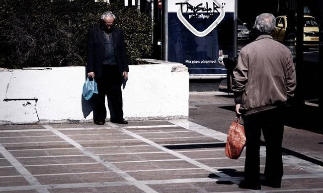 Καταστροφή στην αγορά: Περιμένουν 18.700 «λουκέτα» χάνονται 34.000 θέσεις εργασίας